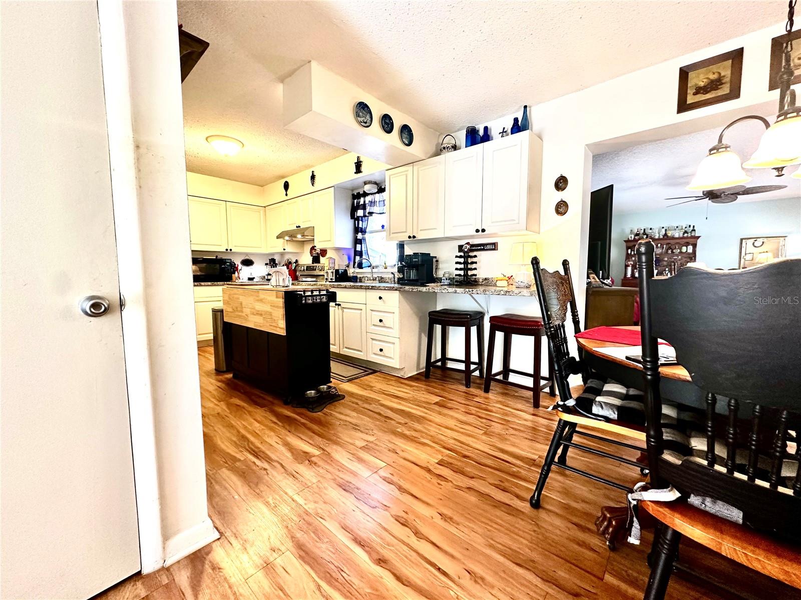 Image 9 of 23 For 9461 Tall Pines Court