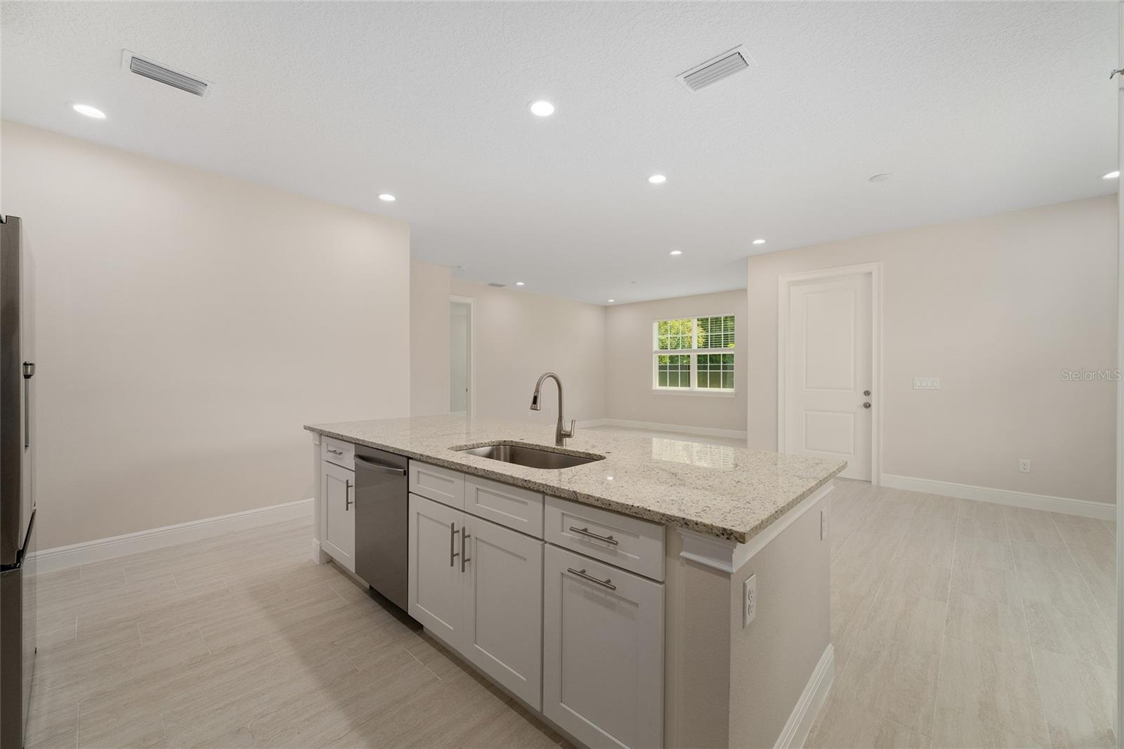 Image 12 of 32 For 3919 135th Lane