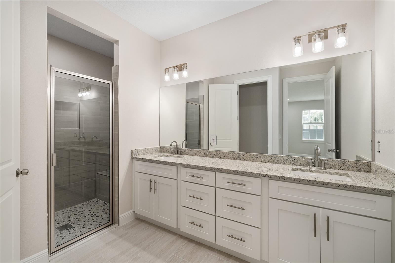 Image 17 of 32 For 3919 135th Lane