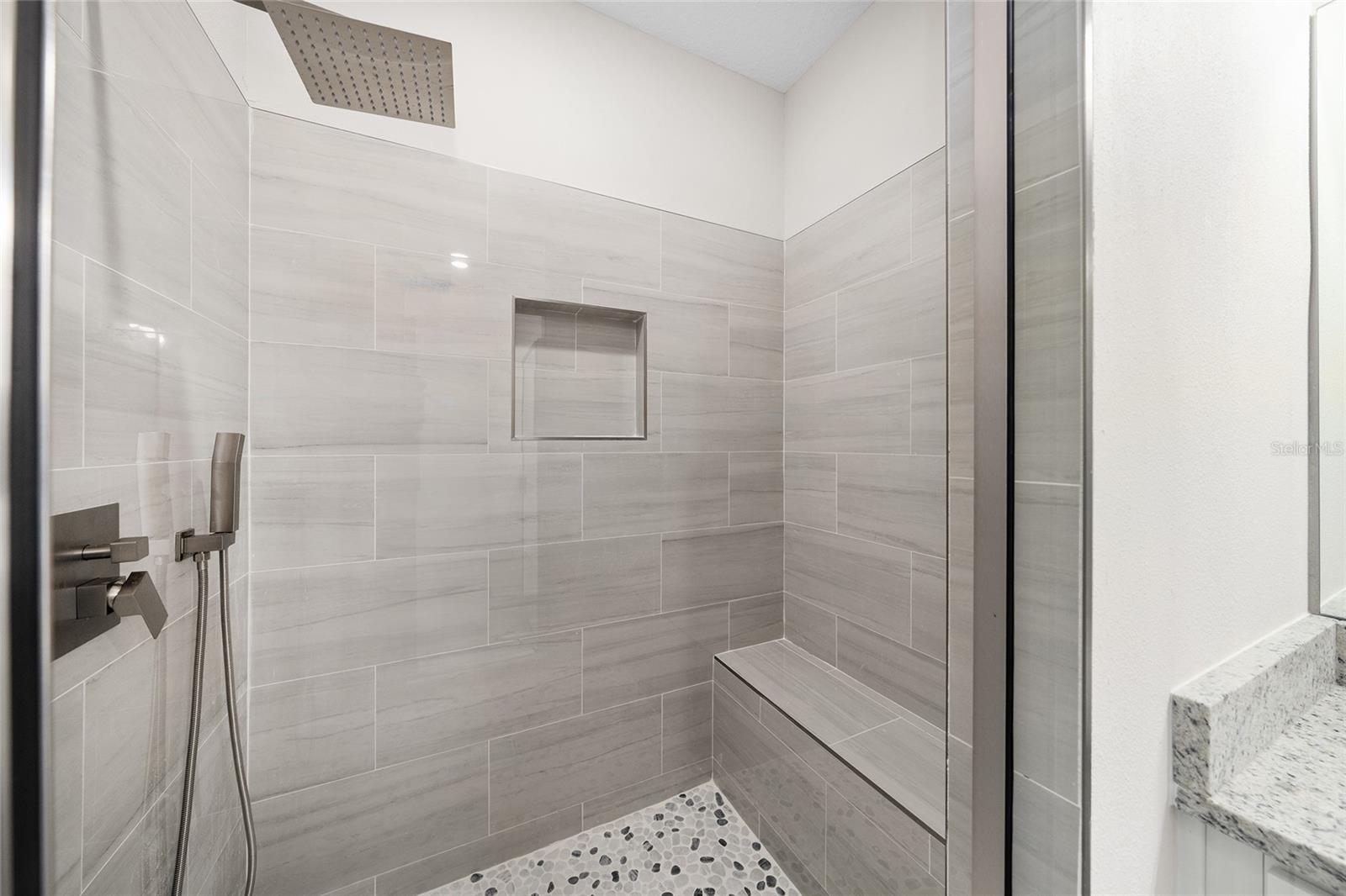 Image 19 of 32 For 3919 135th Lane