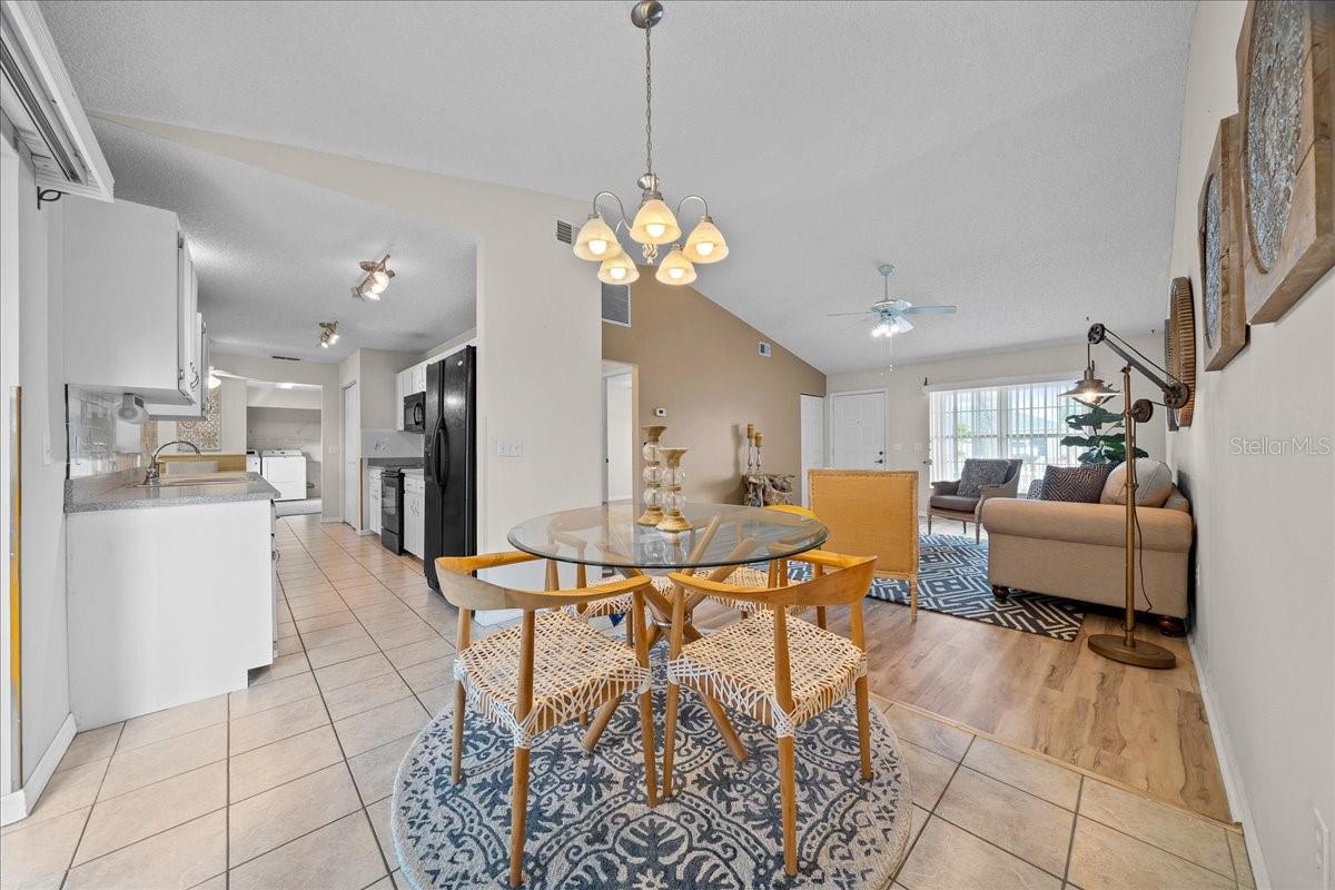 Image 12 of 58 For 8594 61st Court