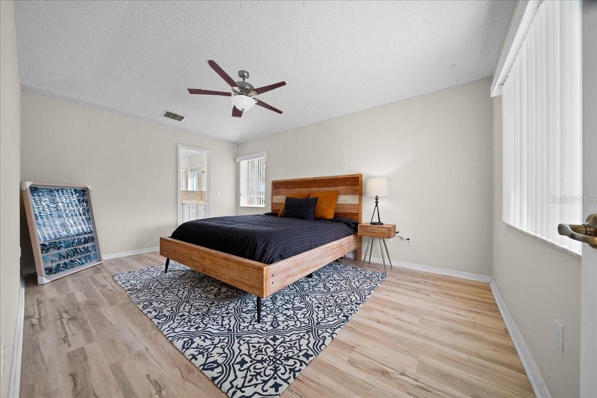 Image 23 of 58 For 8594 61st Court