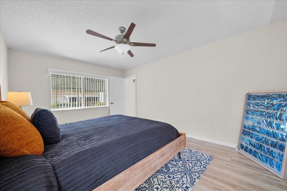 Image 25 of 58 For 8594 61st Court