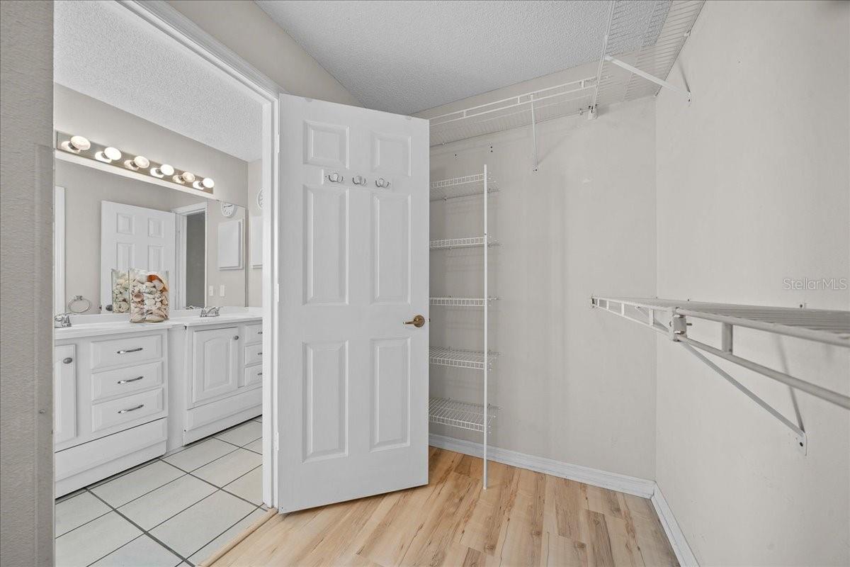 Image 29 of 58 For 8594 61st Court