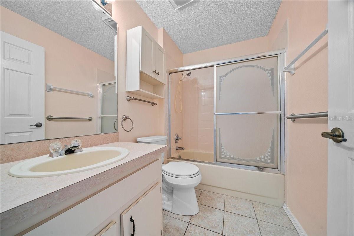 Image 31 of 58 For 8594 61st Court