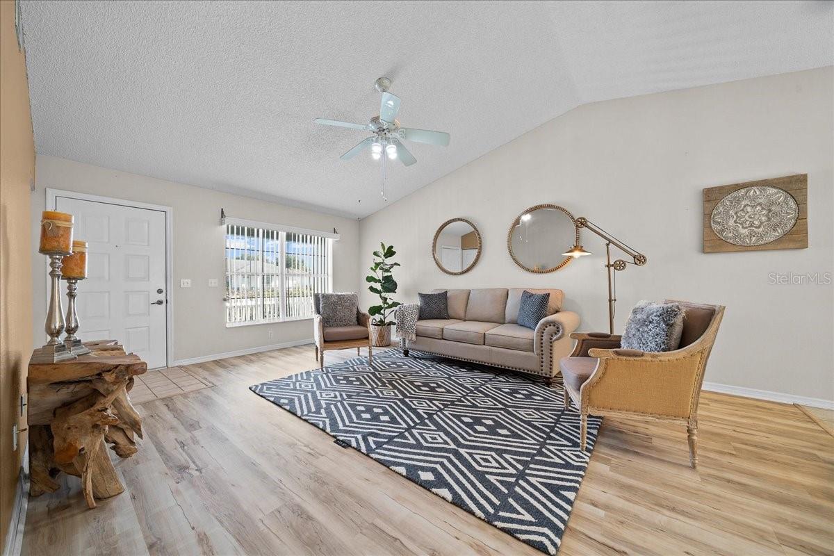 Image 7 of 58 For 8594 61st Court