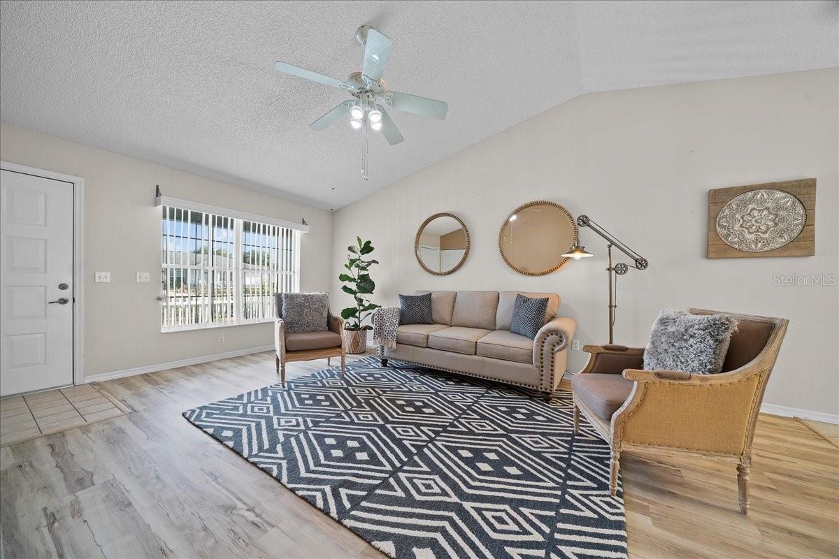 Image 8 of 58 For 8594 61st Court