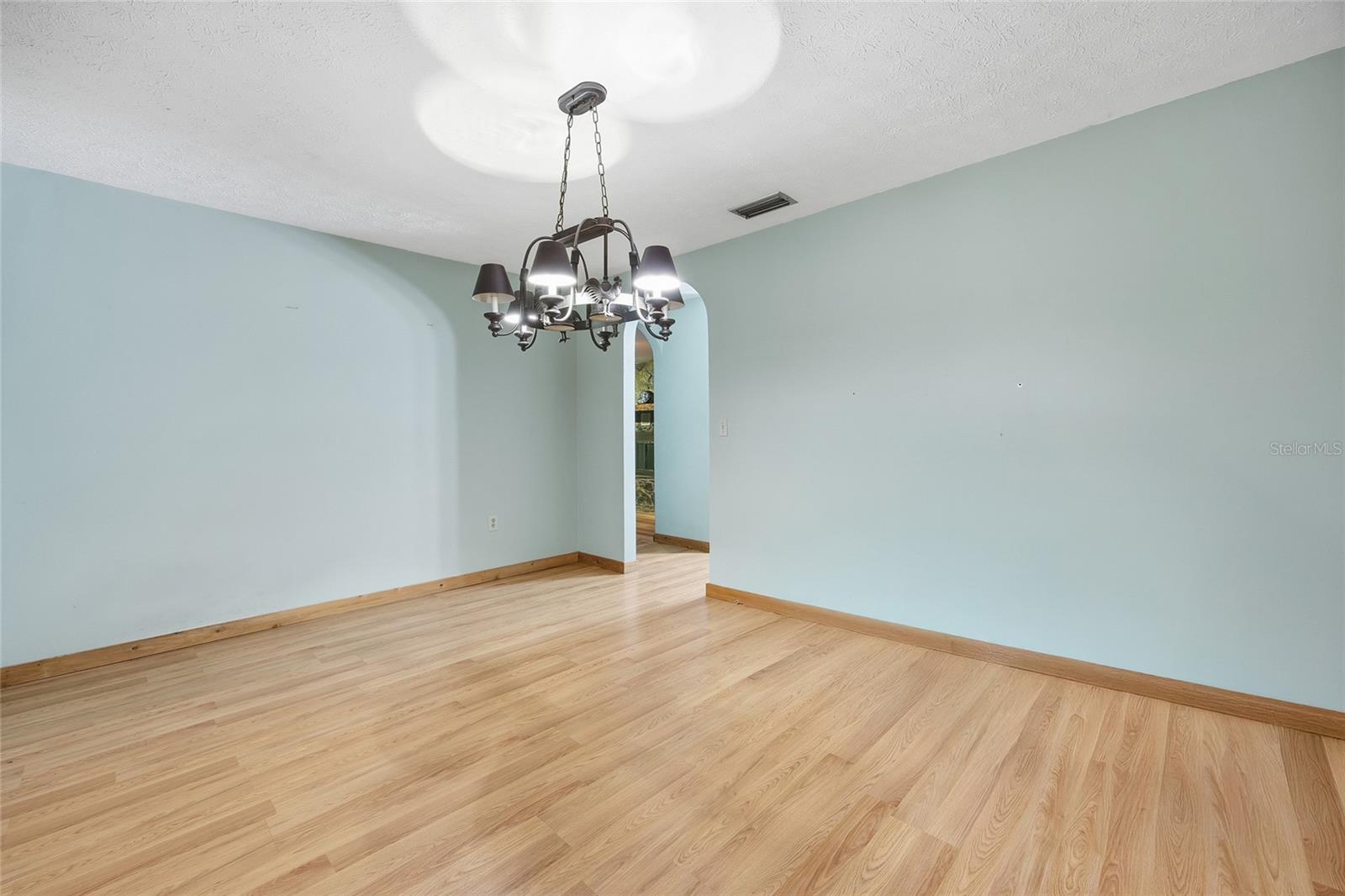 Image 22 of 53 For 12776 87th Terrace