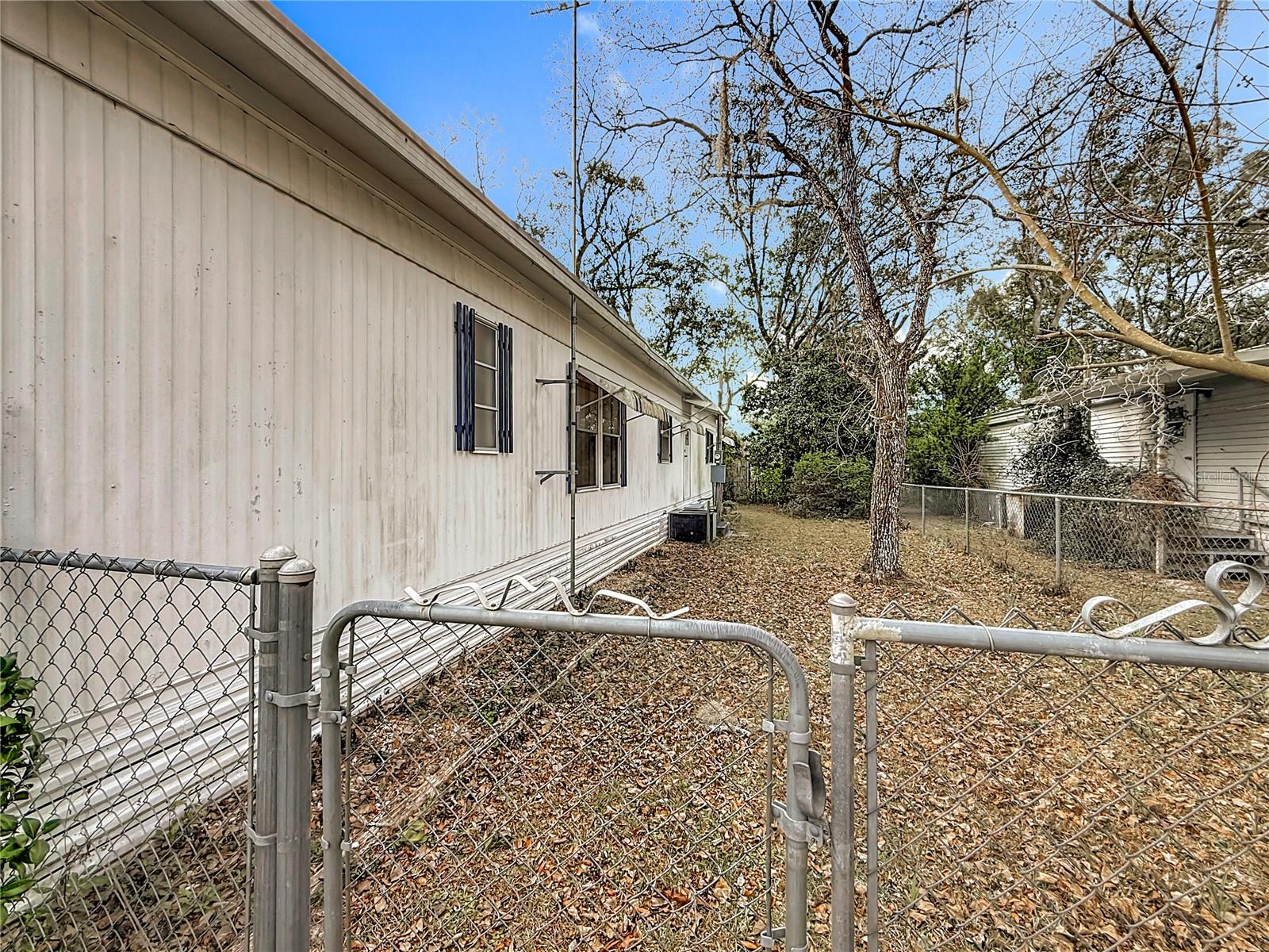 Image 10 of 58 For 11084 114th Street