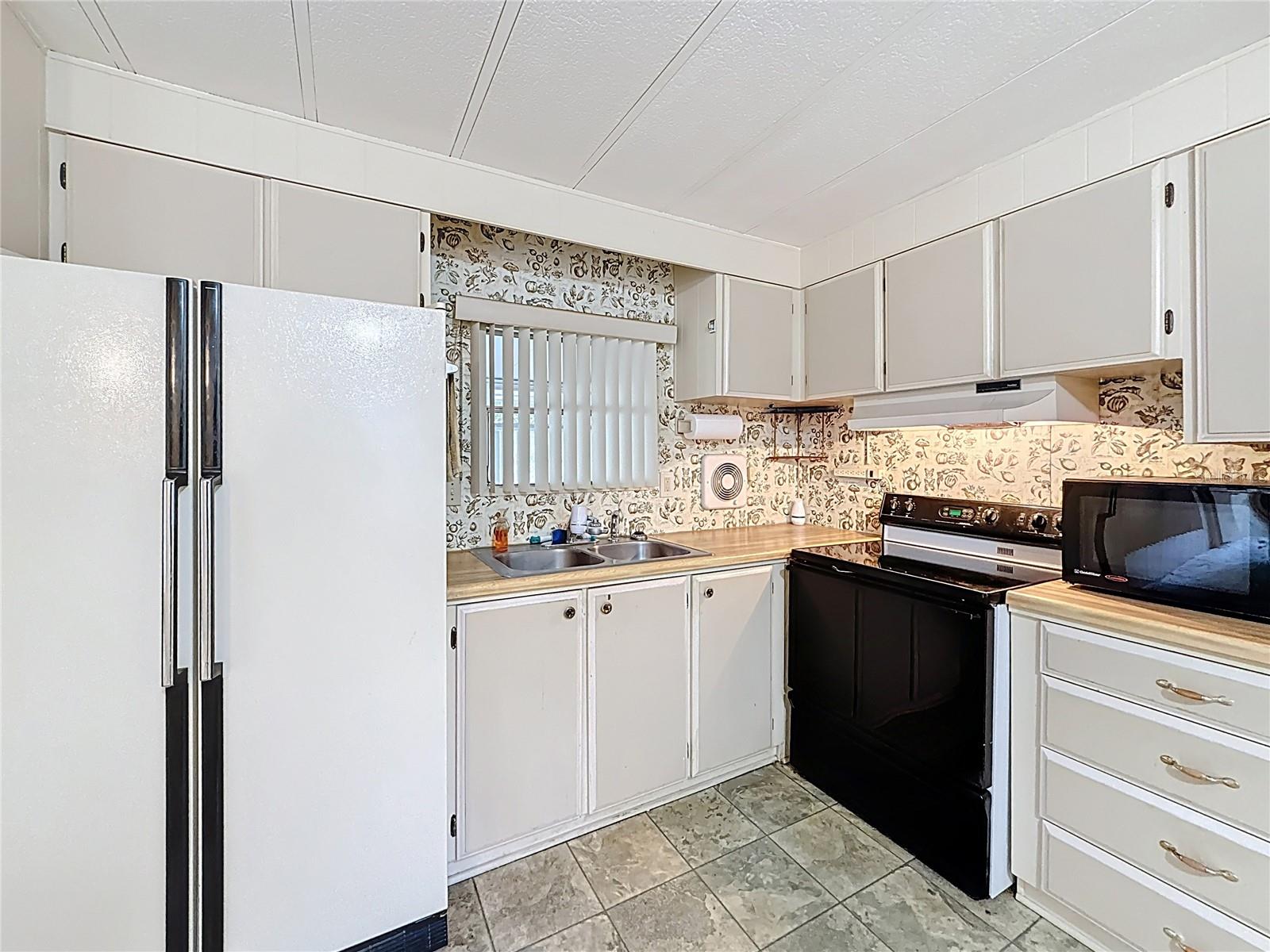 Image 34 of 58 For 11084 114th Street