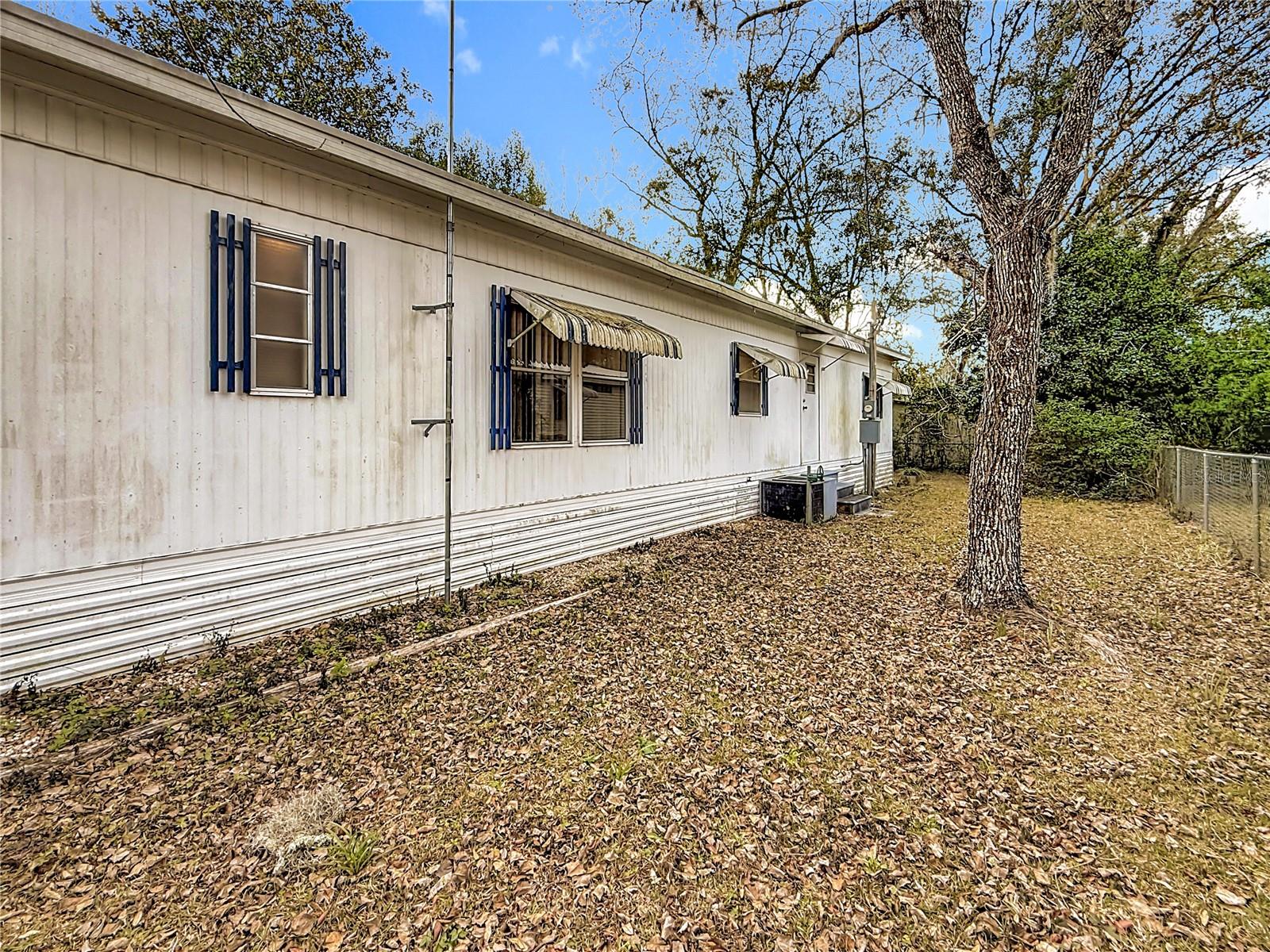 Image 9 of 58 For 11084 114th Street