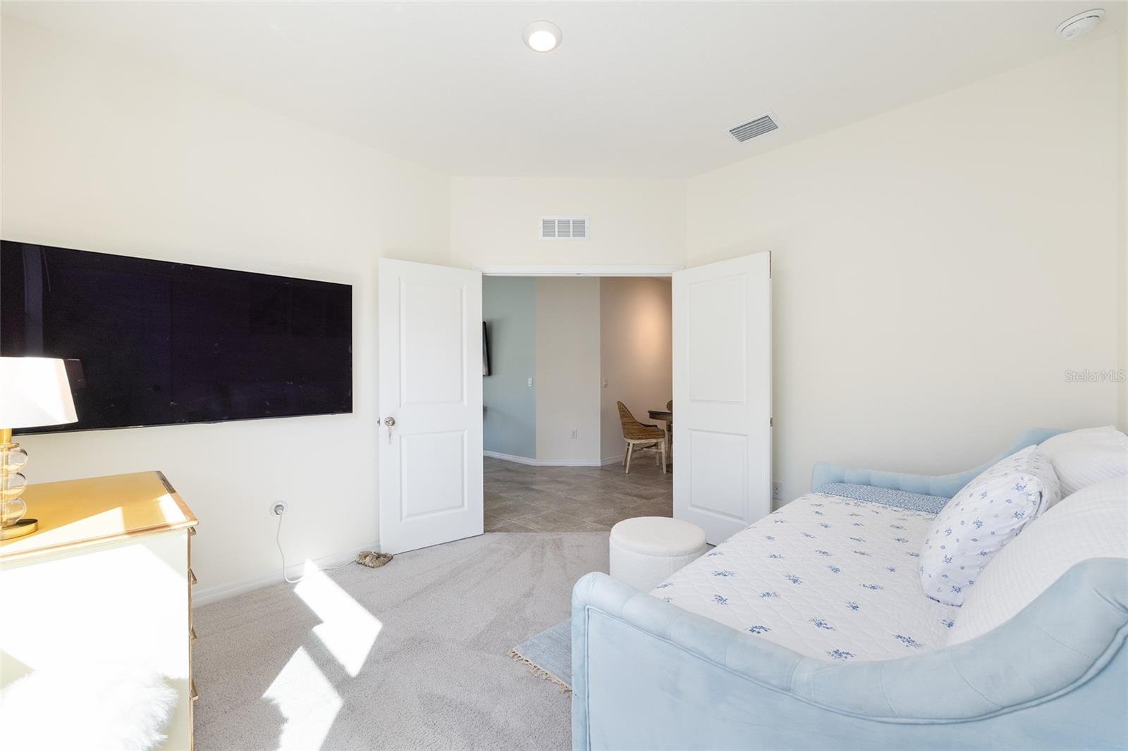 Image 18 of 39 For 5383 48th Place