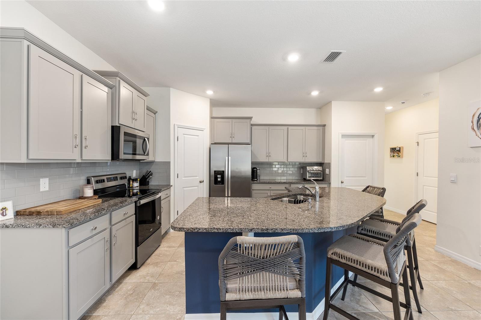 Image 9 of 39 For 5383 48th Place