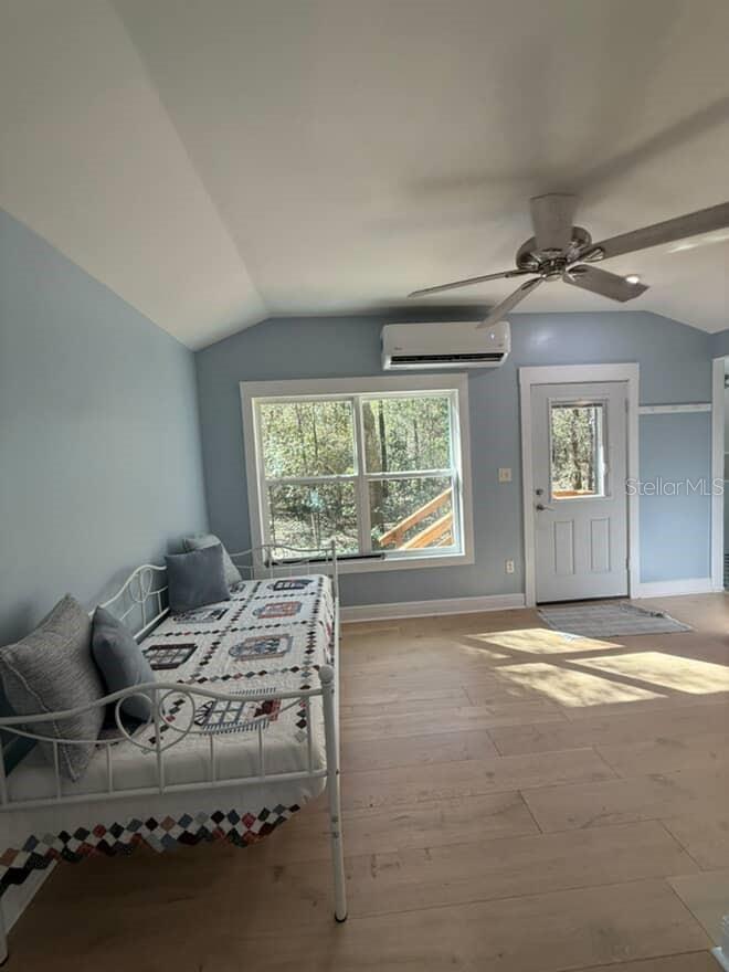 Image 19 of 23 For 17773 36th Loop