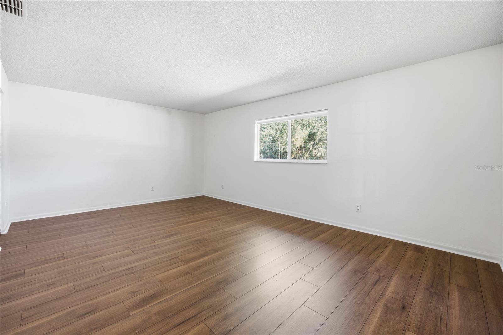 Image 20 of 33 For 8961 96th Lane C