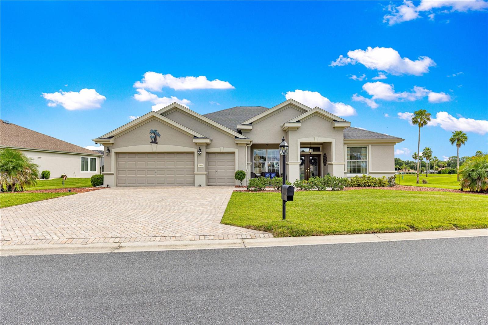 Image 4 of 69 For 9543 137th Street Road