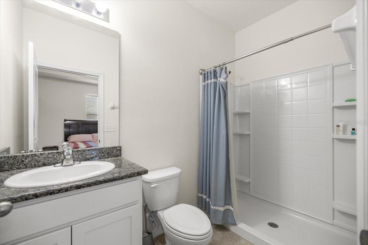 Image 24 of 33 For 5608 50th Court