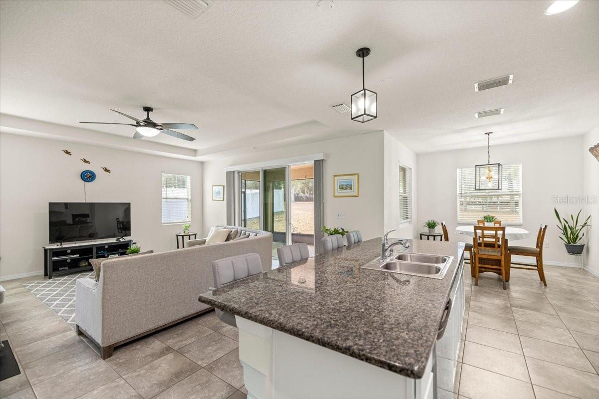 Image 4 of 33 For 5608 50th Court