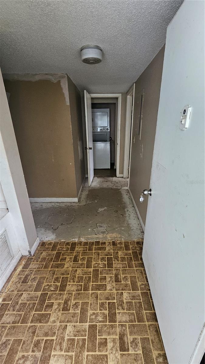 Image 2 of 7 For 572 Bahia Circle B #205