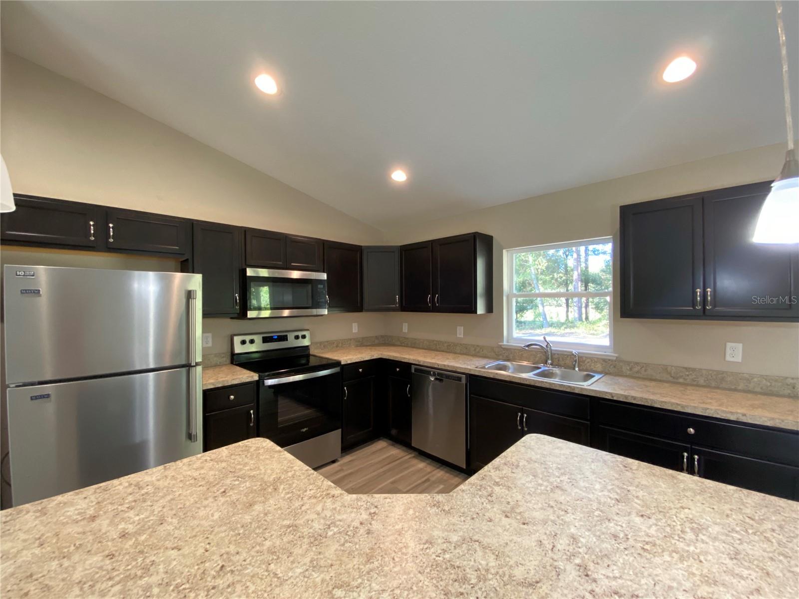 Image 6 of 29 For 5860 197th Terrace