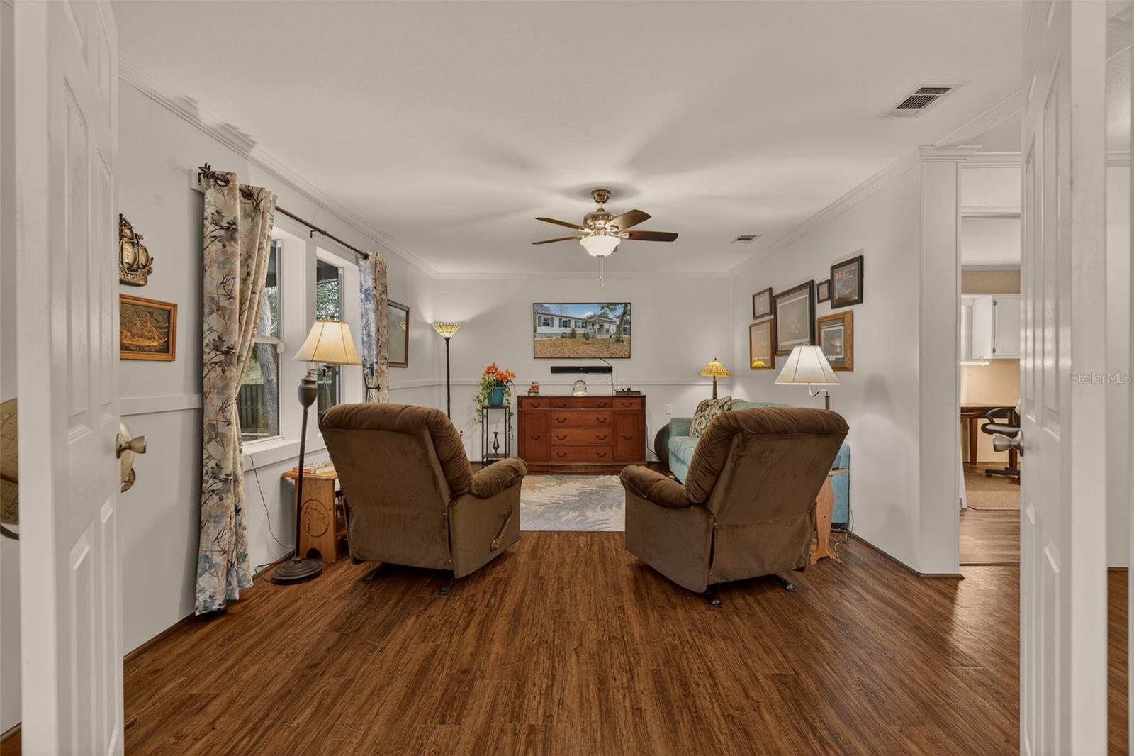 Image 23 of 61 For 6249 Esmeralda Terrace