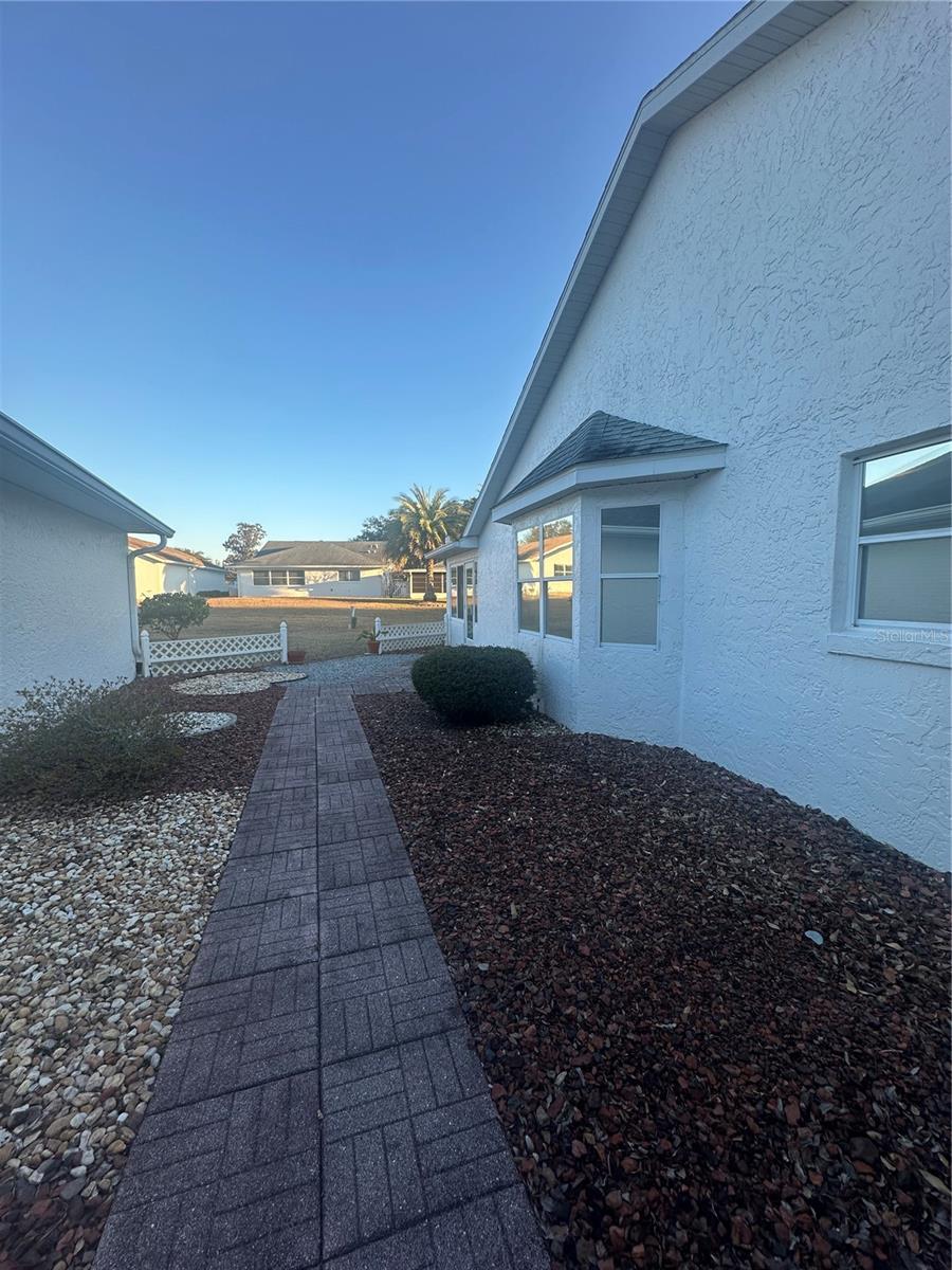 Image 23 of 25 For 9258 91st Circle