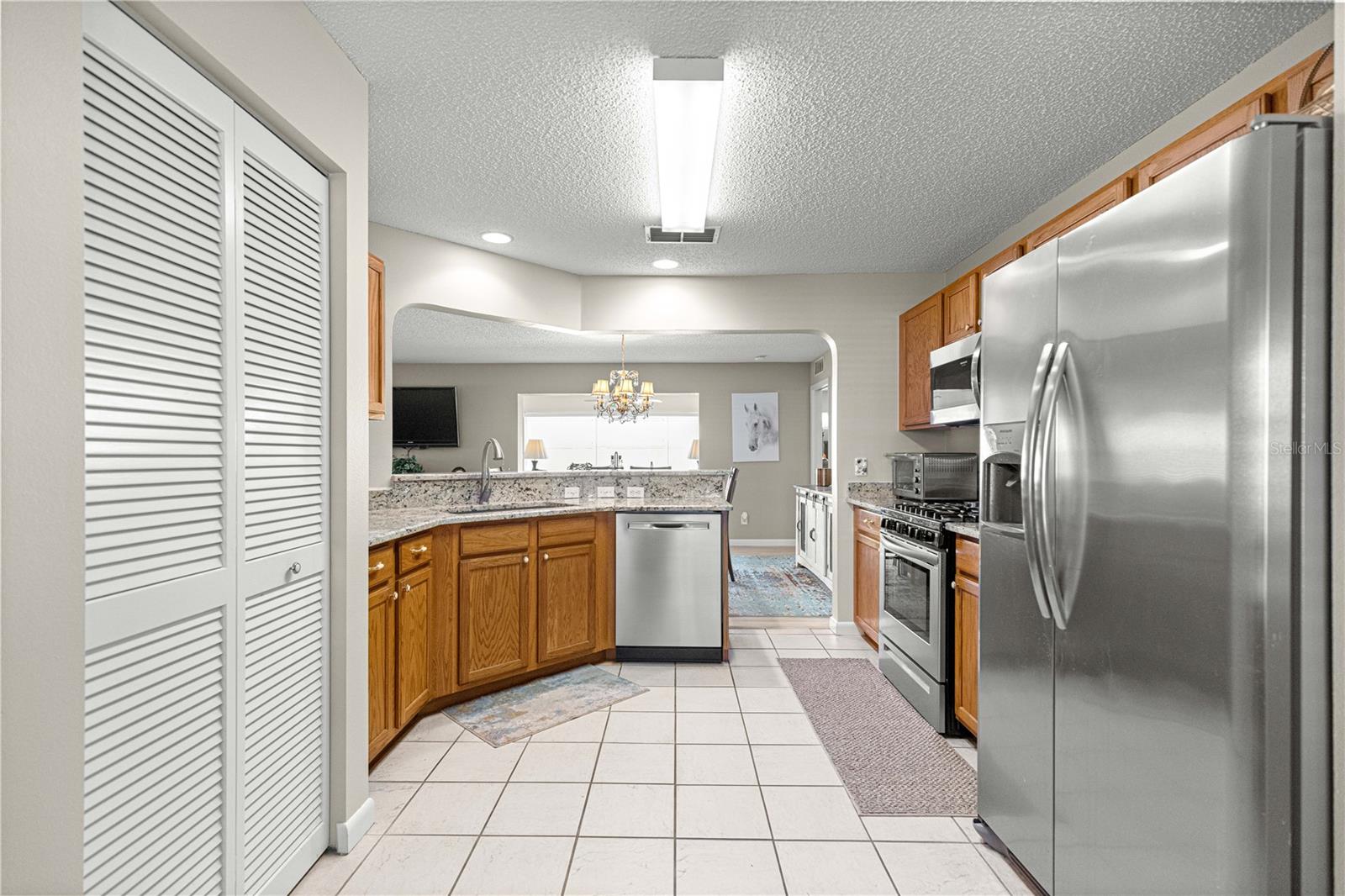 Image 15 of 58 For 9746 96th Street