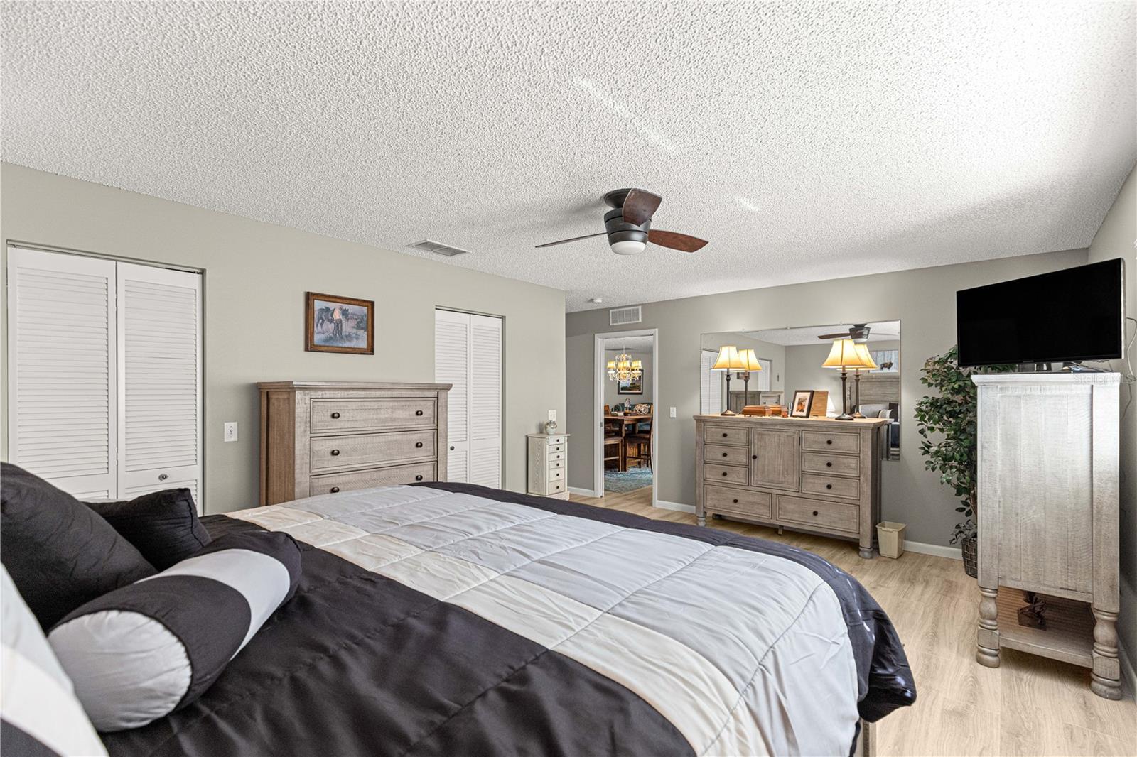 Image 27 of 58 For 9746 96th Street