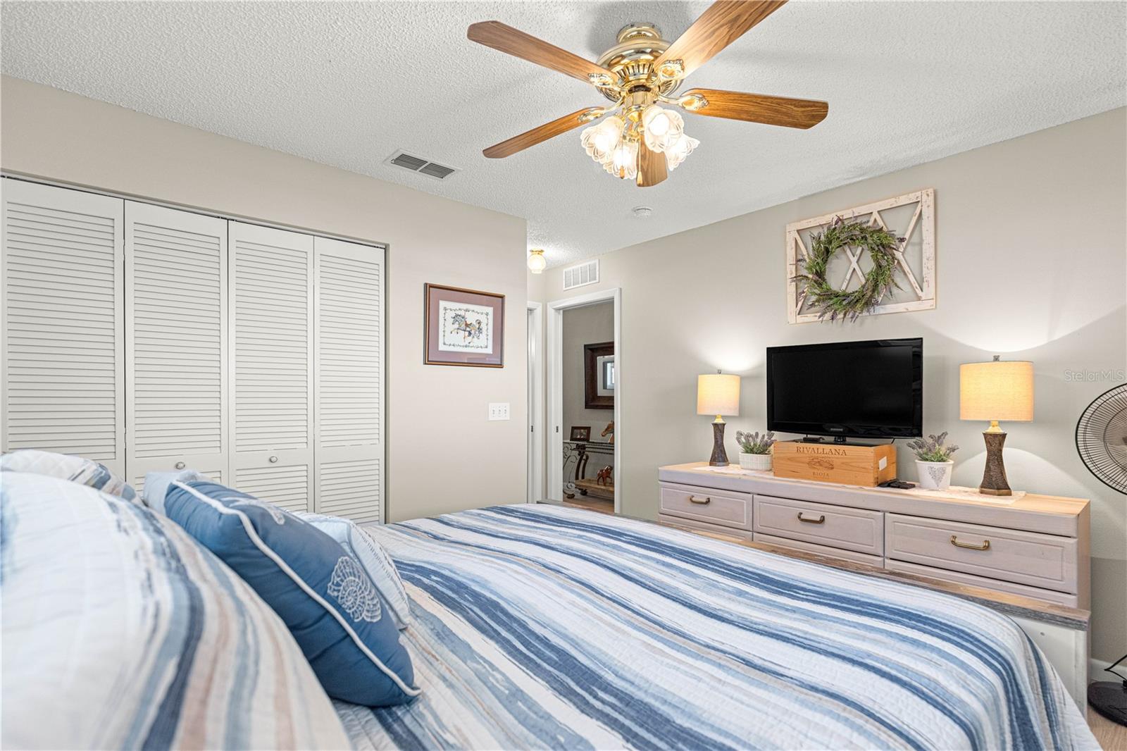 Image 34 of 58 For 9746 96th Street