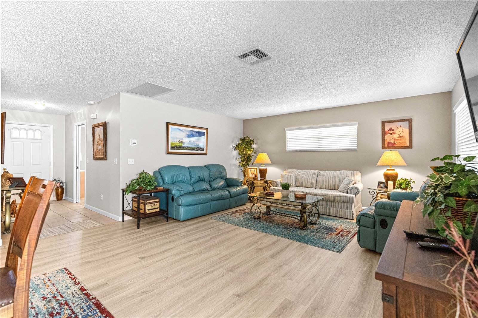 Image 5 of 58 For 9746 96th Street