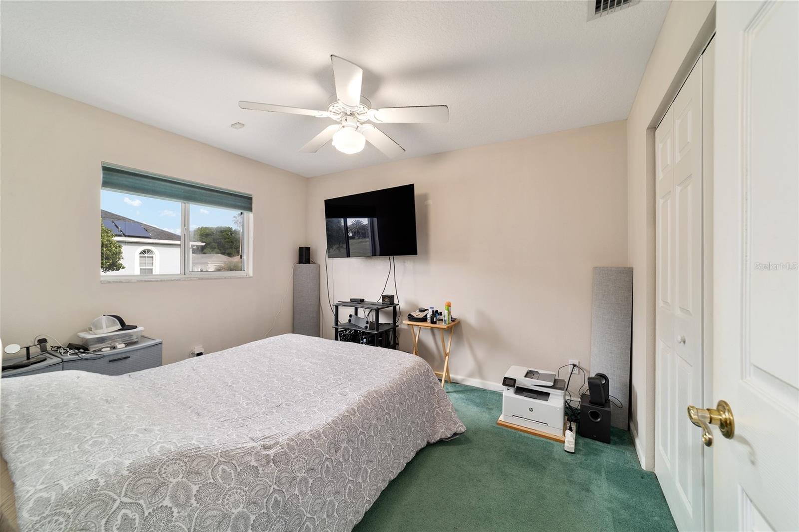 Image 17 of 26 For 5245 21st Loop