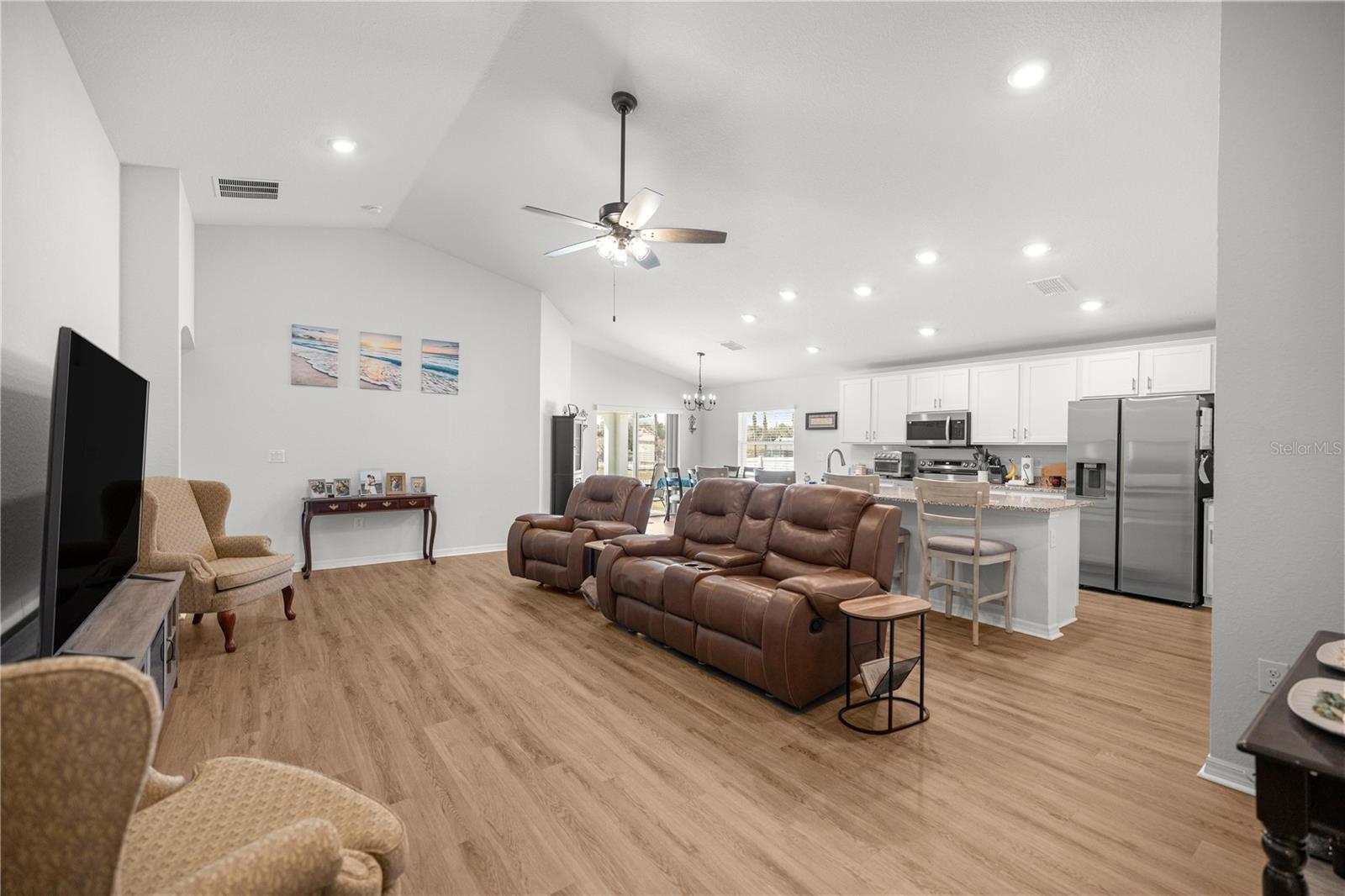 Image 13 of 33 For 4810 91st Place