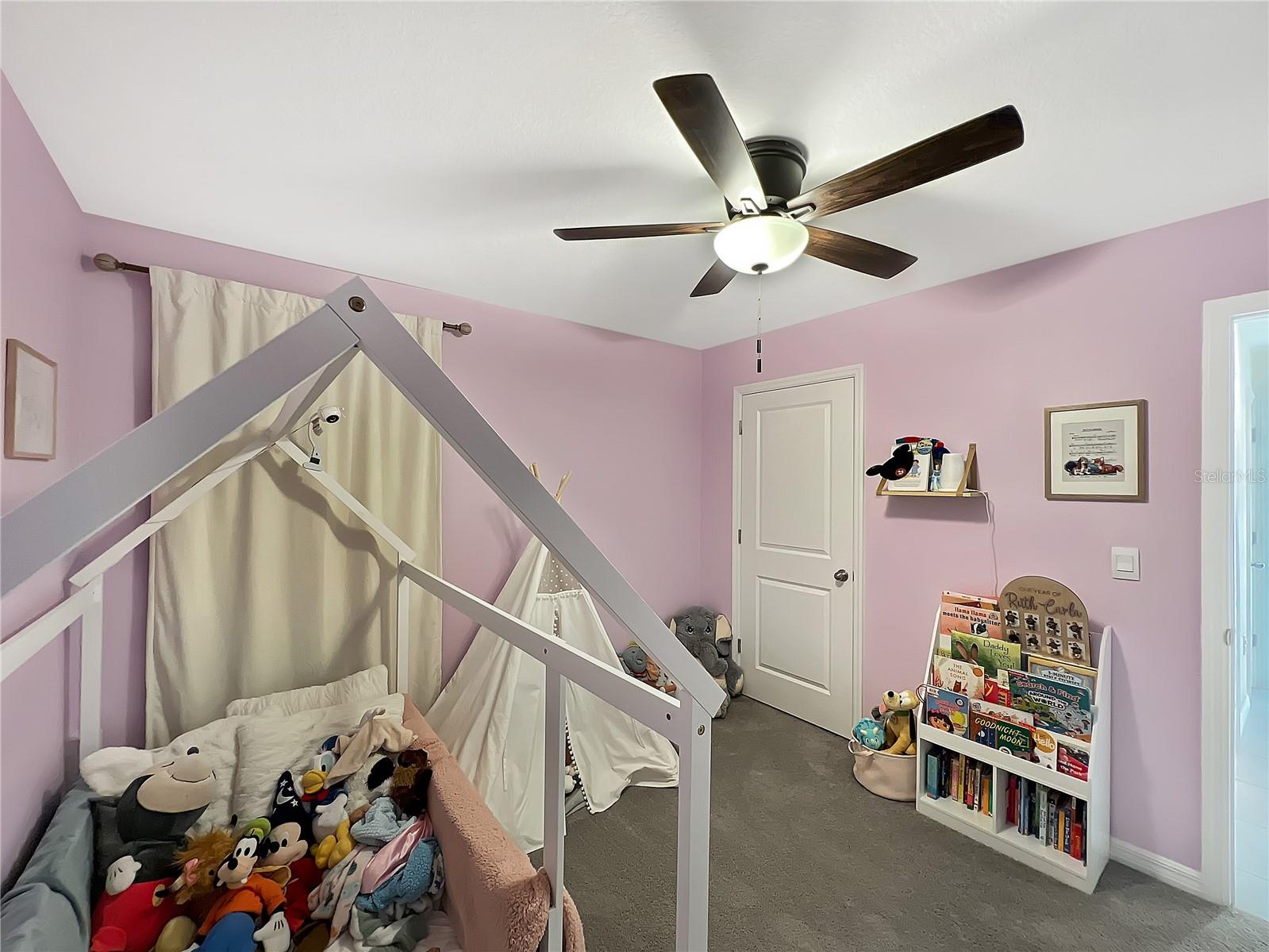 Image 23 of 41 For 5563 43rd Court