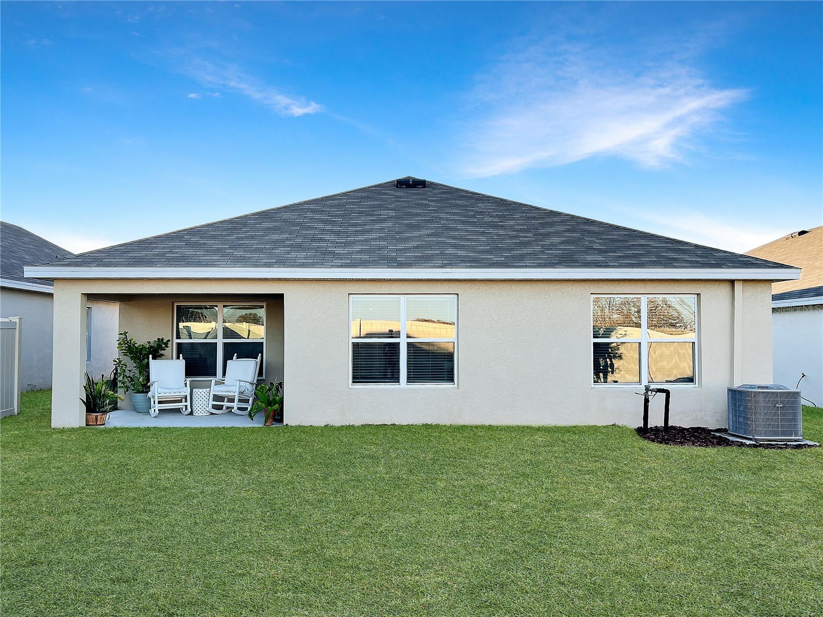 Image 27 of 41 For 5563 43rd Court