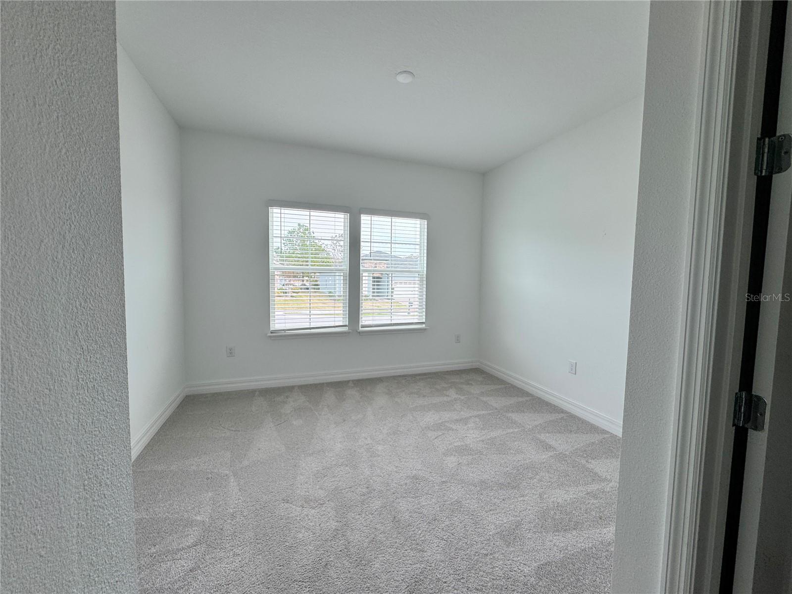 Image 4 of 20 For 1308 43rd Road