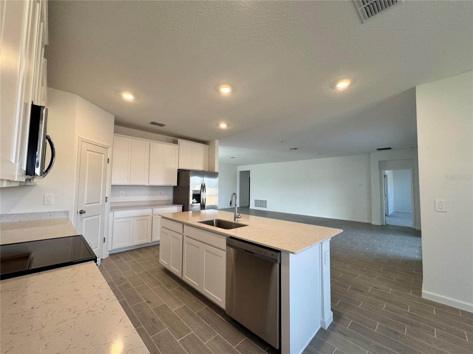 Image 18 of 23 For 8885 68th Terrace Road