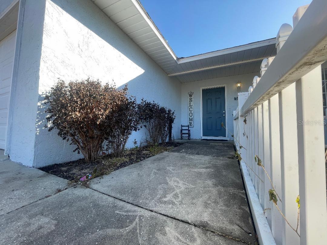 Image 3 of 22 For 36422 Birdie Court