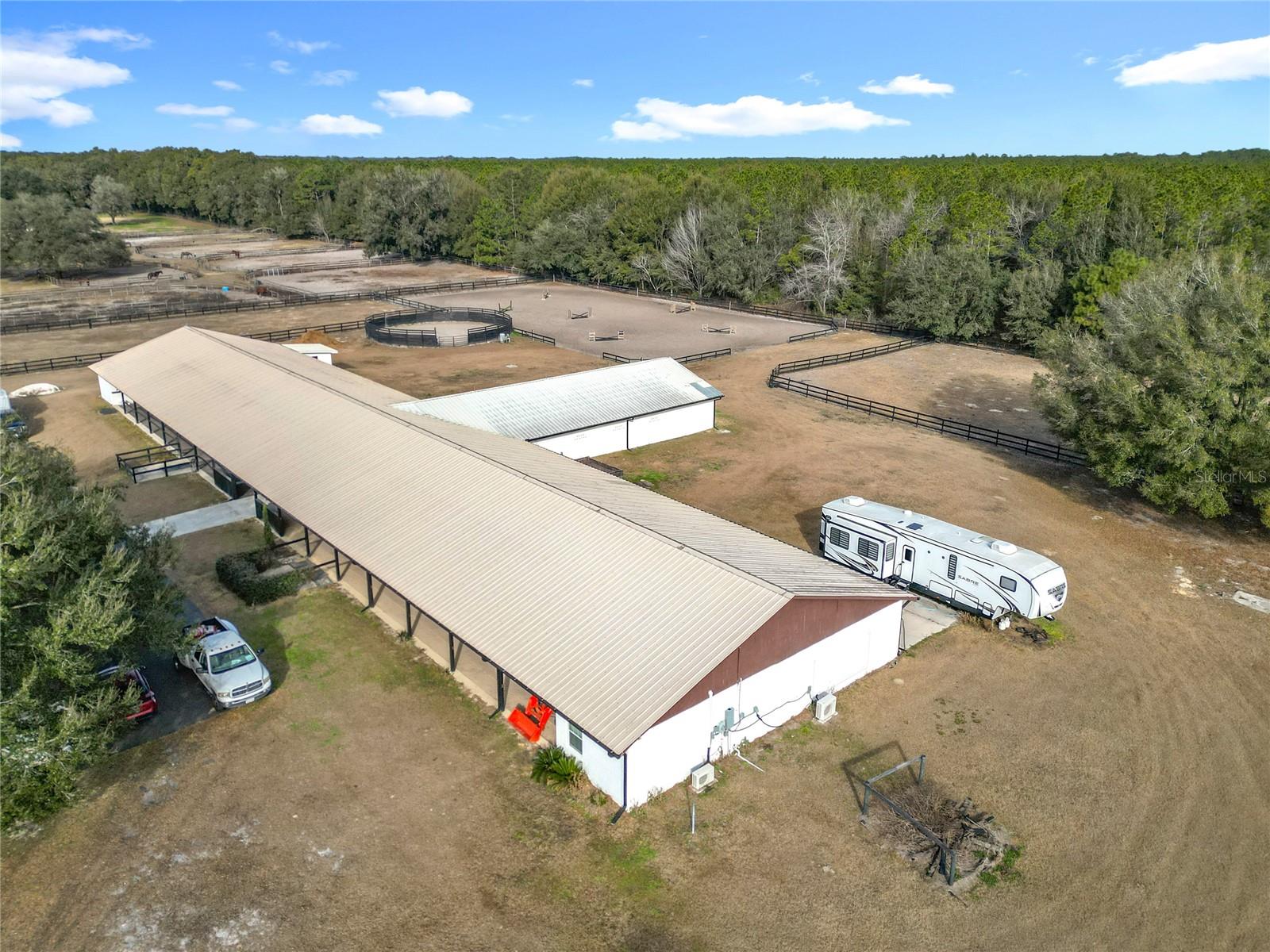 Image 23 of 44 For 21051 42nd Street