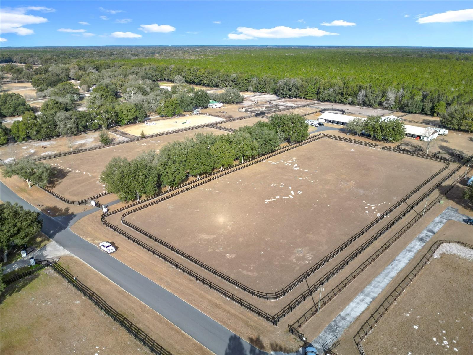 Image 31 of 44 For 21051 42nd Street