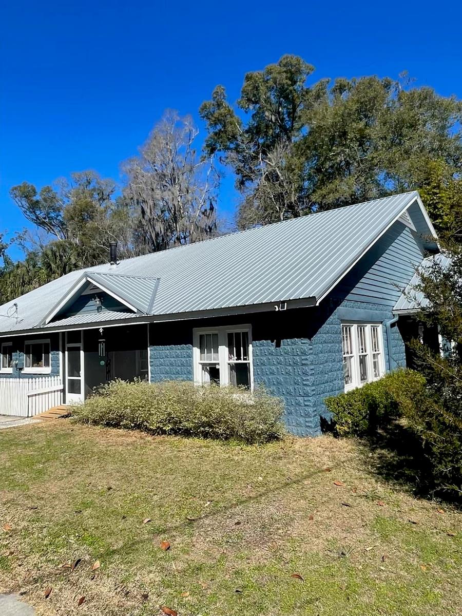 Image 29 of 36 For 18708 242nd Street