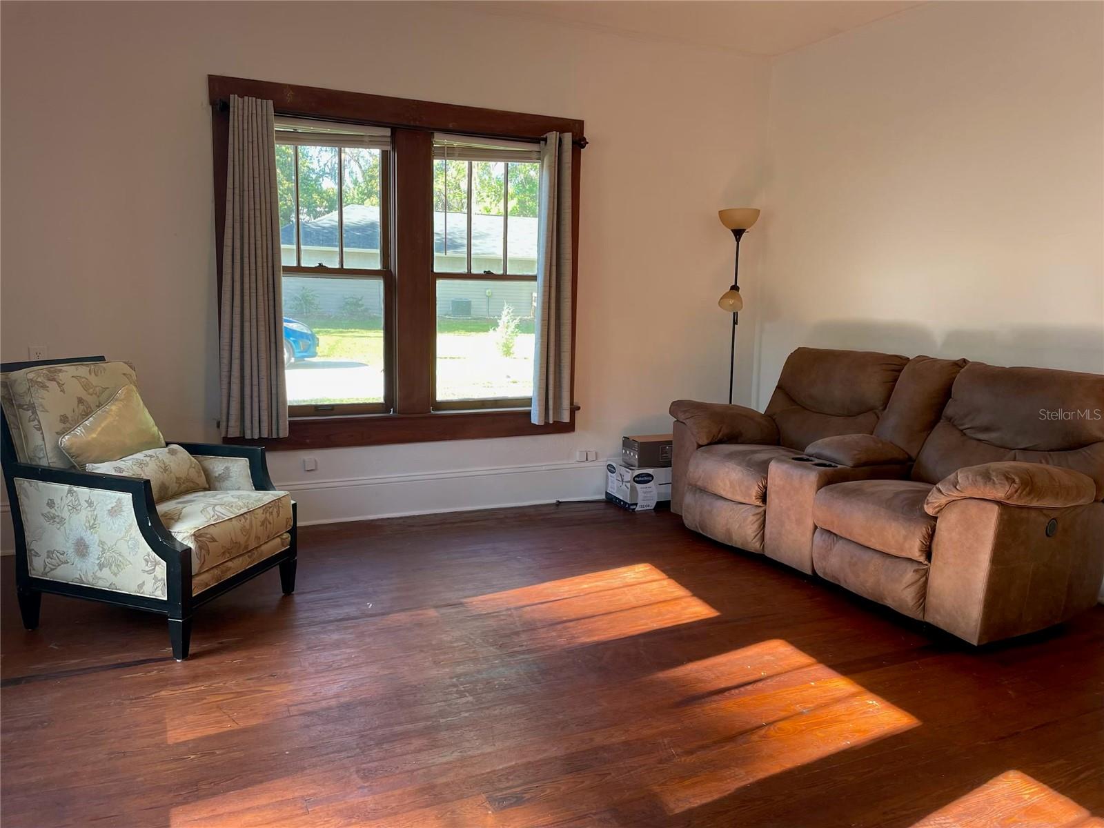 Image 5 of 36 For 18708 242nd Street