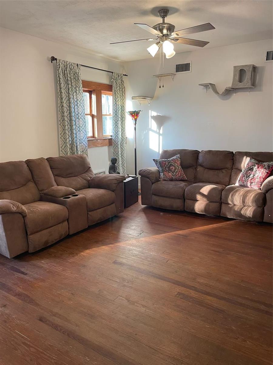 Image 7 of 36 For 18708 242nd Street