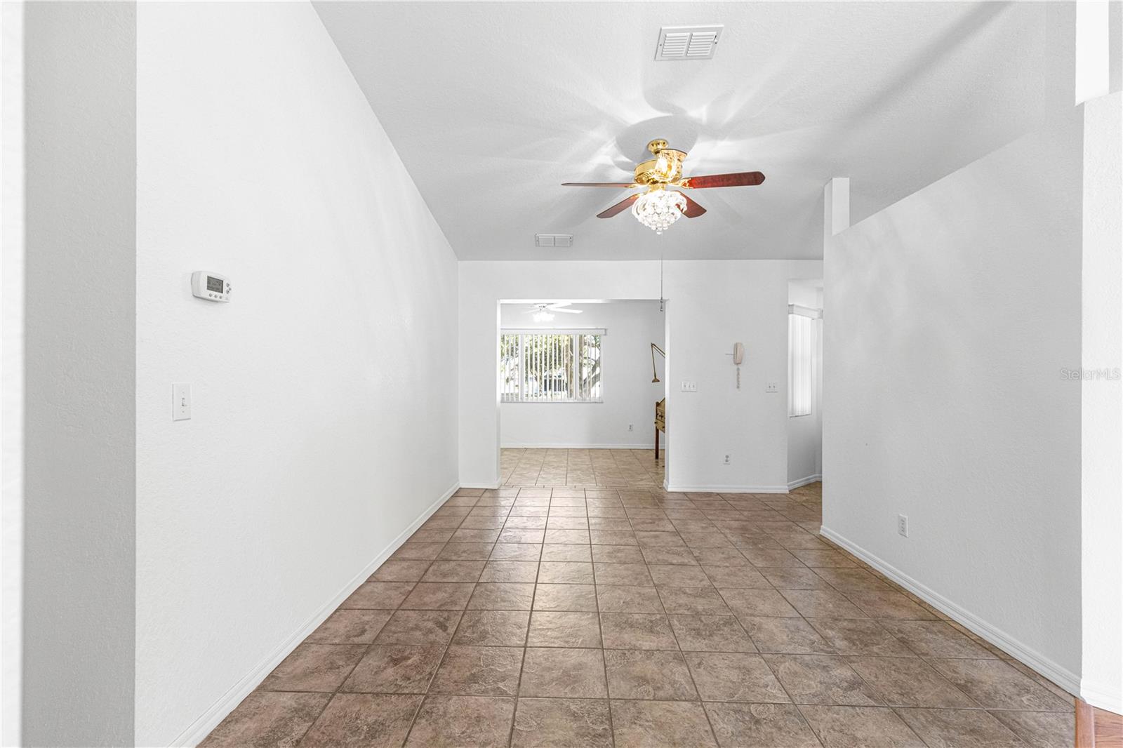 Image 10 of 39 For 6115 104th Street