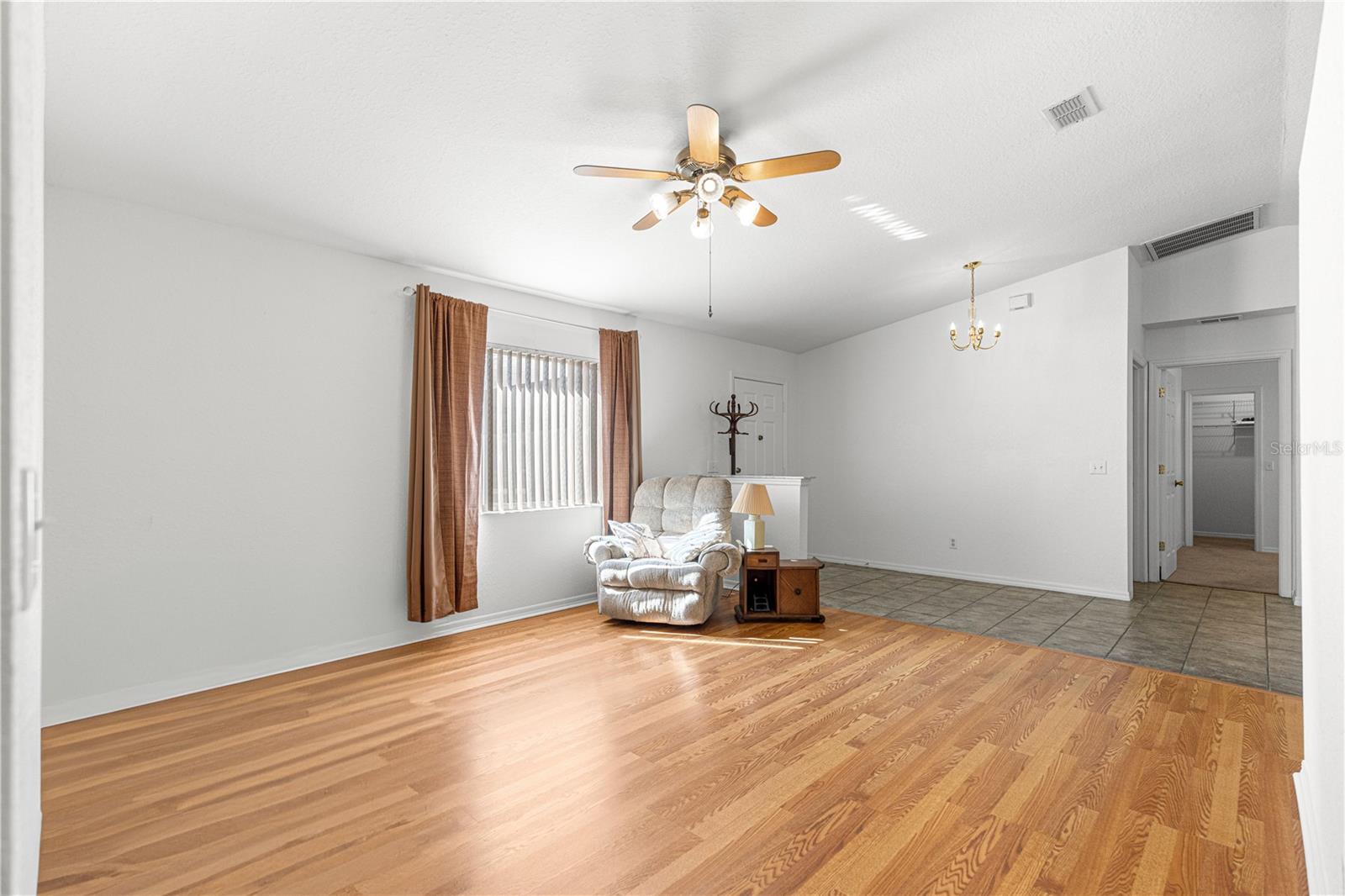 Image 6 of 39 For 6115 104th Street