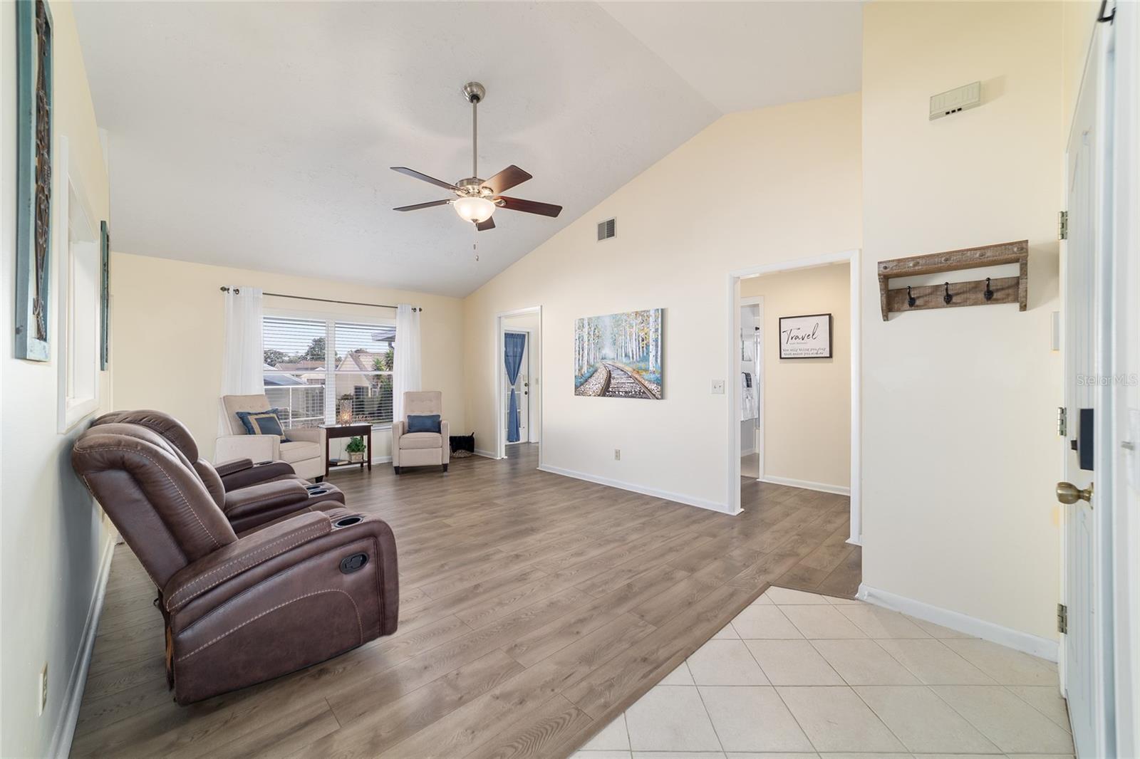 Image 13 of 60 For 4385 Bacall Loop