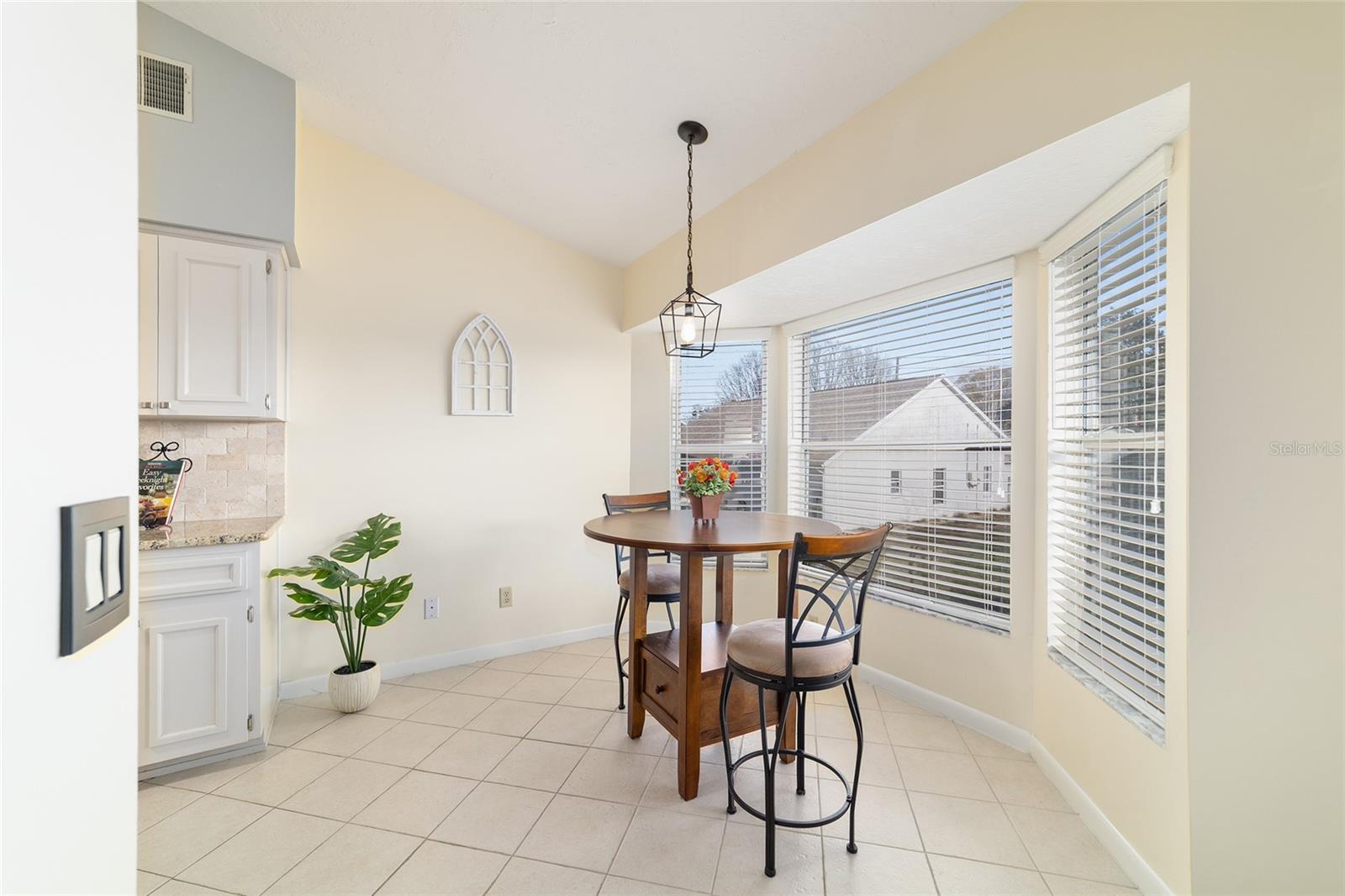 Image 19 of 60 For 4385 Bacall Loop