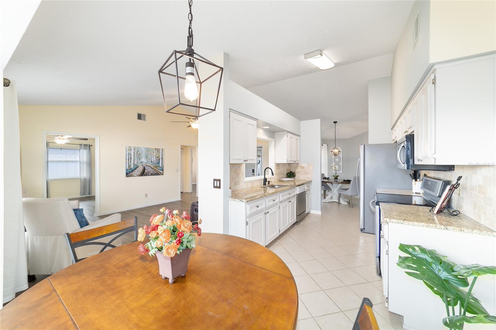 Image 20 of 60 For 4385 Bacall Loop