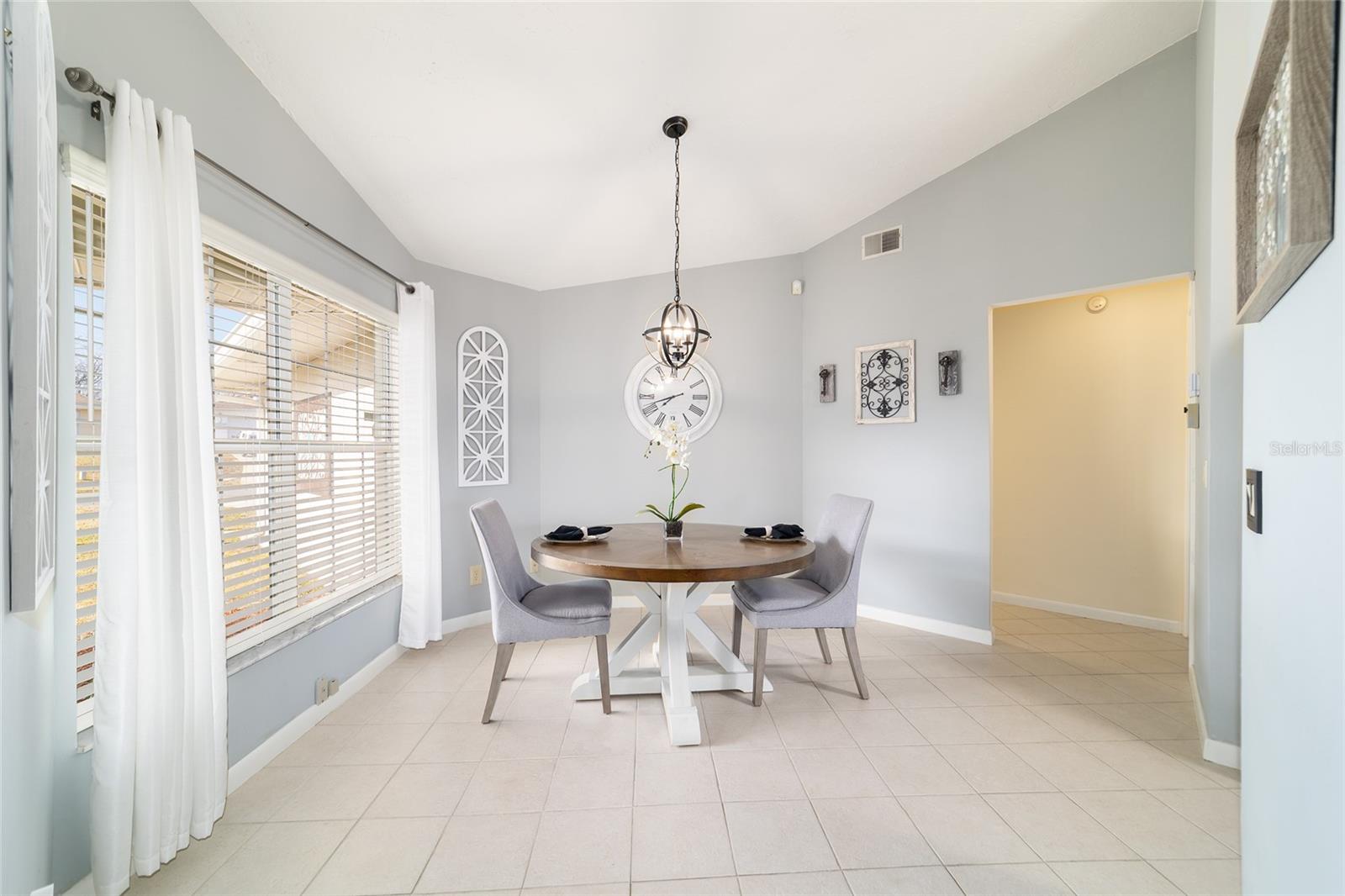 Image 28 of 60 For 4385 Bacall Loop