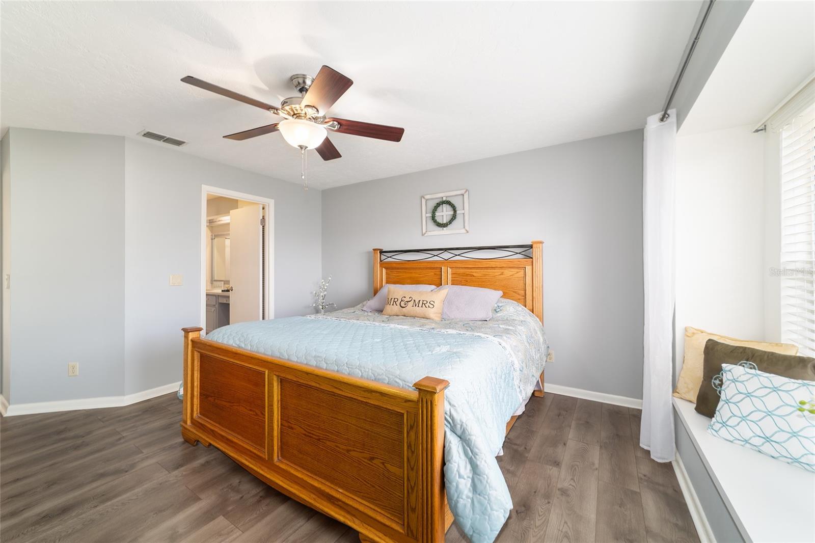 Image 31 of 60 For 4385 Bacall Loop