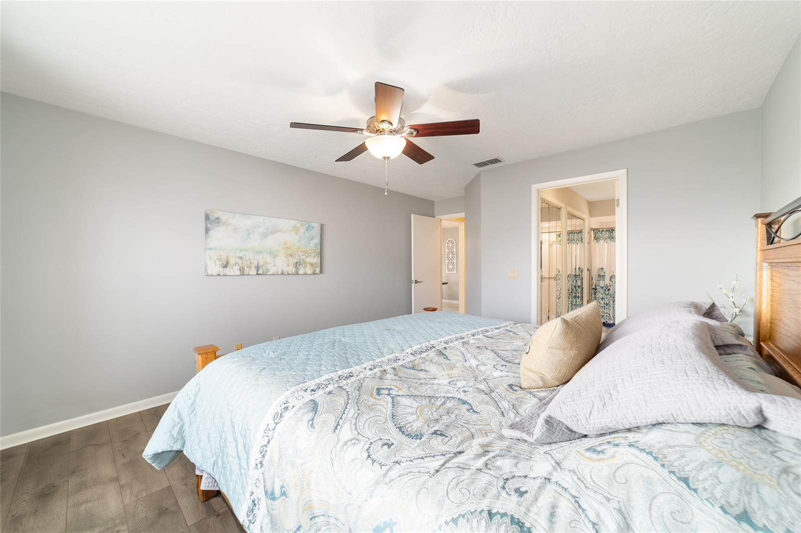 Image 32 of 60 For 4385 Bacall Loop